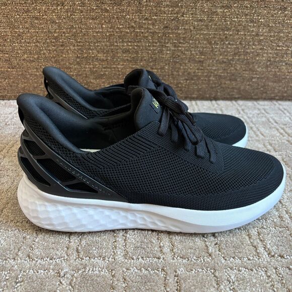 Kizik Athens Athletic Sneaker Mens 9.5 Women 11 Black Slip On Hands Free Comfort - Picture 2 of 9